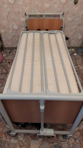 Letto elettrico degenza - letto,
