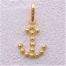 Ciondolo pendente ancora in