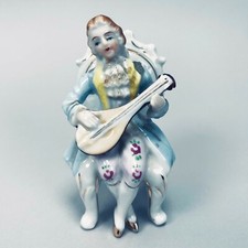 Statuina rococò porcellana