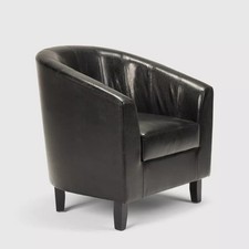 Poltrona design classico a