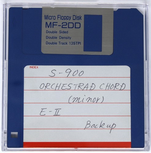 Floppy disk formato akai - akai, s-900