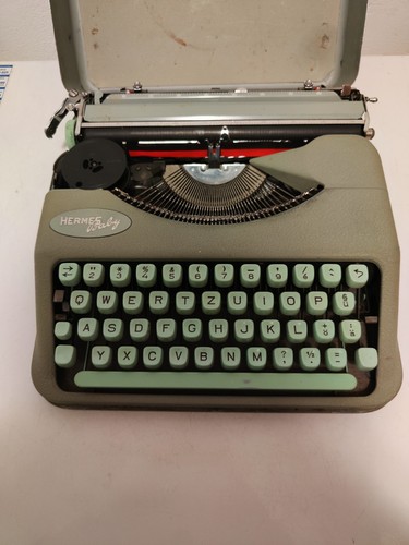 Macchina scrivere hermes - da,
