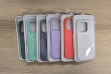 Stock 14 pezzi Cover per iPhone 14 Pro - Silicone - Vari colori