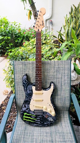 Squier bullet stratocaster - bullet,