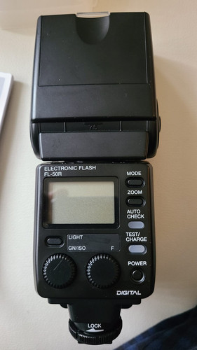 Nuovo flash elettronico - nuovo!,