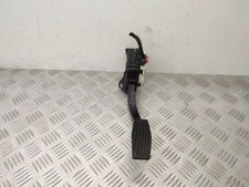 Opel Mokka X 2017 Acceleratore