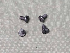 n. 4 - Viti guancine COLT 45 