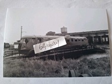 Fotografia Deposito Locomotive di Treviso Automotrice ALn 556.1352 sulla piattaf