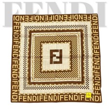 Sciarpa modello Fendi Zucca FF