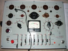 Provavalvole TUBETESTER SCUOLA RADIO ITALIANA- MODELLO A LEVETTE