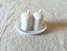 SET dosatore da tavola Vintage sale pepe in ceramica bianca con piattino