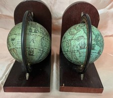 Due Fermalibri Mappamondo Legno Vintage