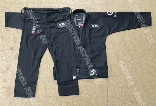 Brazilian jiu jitsu kimono