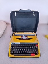 Macchina Da Scrivere Brother Deluxe 850TR In Ottime Condizioni Con Custodia