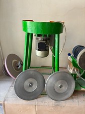 Affilatrice per pettini e testine per tosatrici