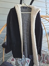 Giacca Teddy Zara nera e panna