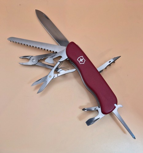 Victorinox swiss army knife - victorinox,