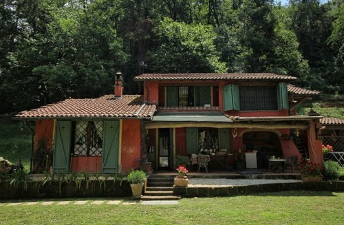 Casa versilia immersa nel - in,
