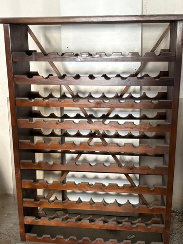 Cantina vino legno - vino,