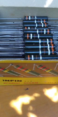 Resistori tua scelta x - 30,