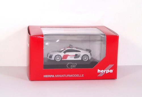 Audi v10 plus - r8,
