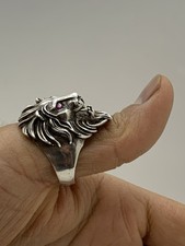 17g Fuchsia Sapphire Eye Lion