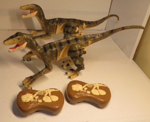 Dinosauro giocattolo