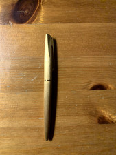 penna a sfera Waterman placcata oro a rotazione continua