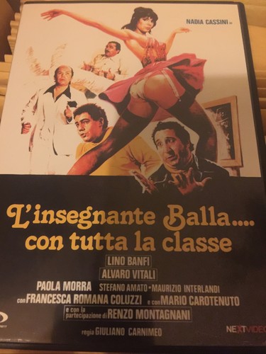 Insegnante balla con tutta - l’insegnante,