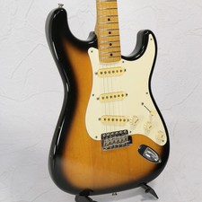 Fender Japan ST57-65AS 2 toni