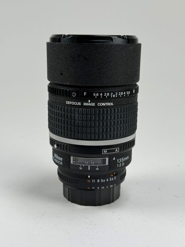 Nikon nikkor 135 - 135, d