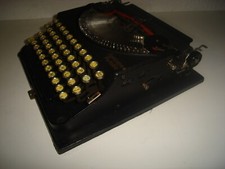 MACCHINA DA SCRIVERE PORTABLE D'EPOCA ANTICA REMINGTON ANNO 1921