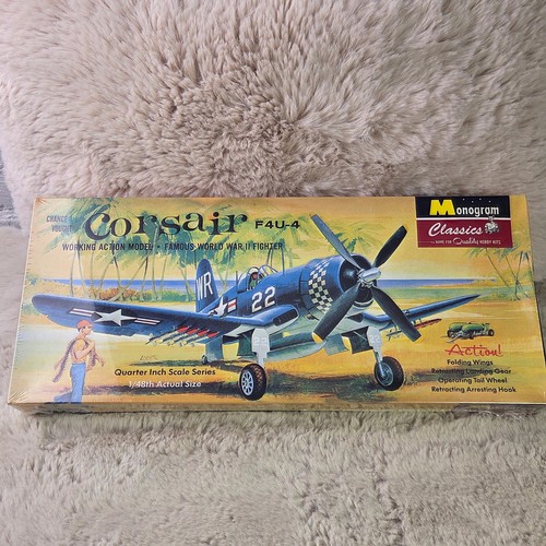 Monogram classics f4u - monogram,