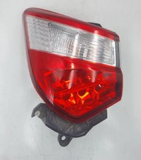 815600DB60 FANALE POSTERIORE PARTE ESTERNO SINISTRO per TOYOTA YARIS 1.0 VVT-I