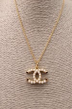 Collana con ciondolo