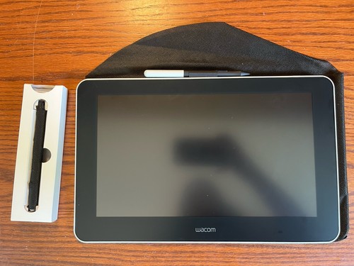 Wacom one graphics tablet - 13.3,