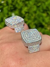 Grande anello da uomo in vero