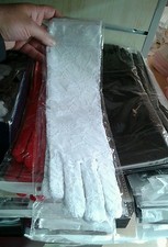 1 paio di guanti bianchi 39 cm