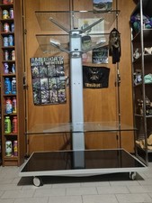 Porta Tv Con 4 Ripiani In Vetro E Ruote