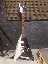 CHITARRA ELETTRICA Dean