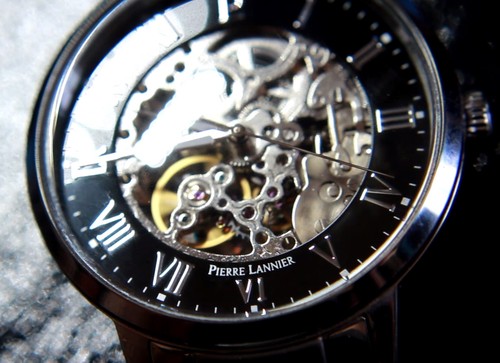 Très belle montre automatique