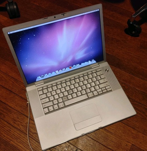 Apple macbook pro 2006 - macbook, 15"