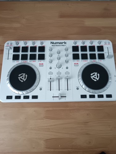 Numark mixtrack pro - mixtrack, ii