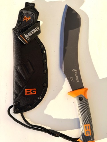 Nwot bear grylls - bear, gerber