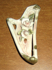 ARPA Spilla in ceramica con rose Strumento musicale da collezione - vintage