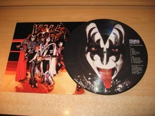 KISS-Hotter Than Hell In