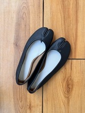 Maison Margiela Tabi in nero