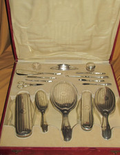 Magnifica Necessarie Toilette