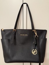 Borsa Michael Kors nera usata