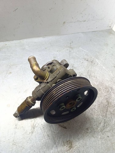 Pompa servosterzo benzina 74kw - pompa,